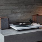 Ruark MR1 mit Rega Planar 2 Plattenspieler