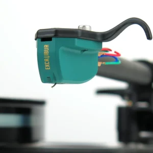 Excalibur Green MC Tonabnehmer montiert auf Rega Planar 8