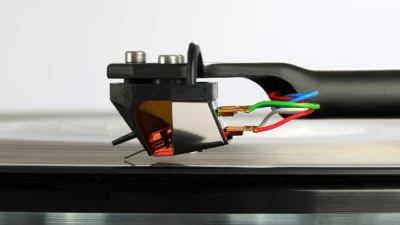 Rega Nd9 Referenz MM Tonabnehmer montiert