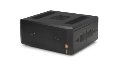 Unison Unico DM Endverstärker Schwarz, angewinkelt