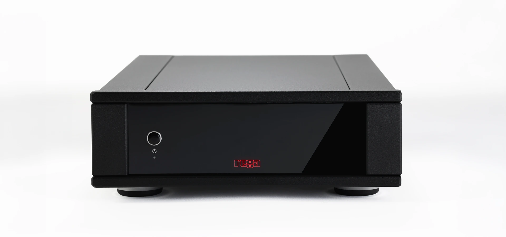 Rega AOS MC-Verstärker frontal abgebildet