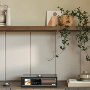 Ruark R710 CD-HiFi-Konsole schwarz in Ambiente Wohnumgebung
